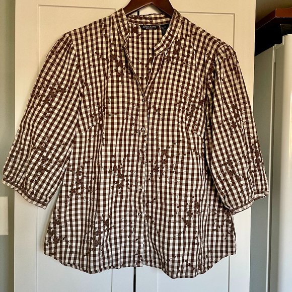Gingham and embroidered blouse - Picture 1 of 4